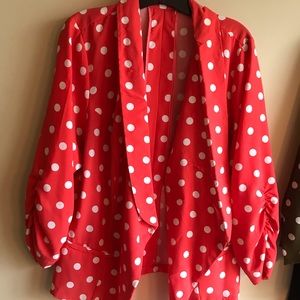 Gently used tailored light weight blazer!